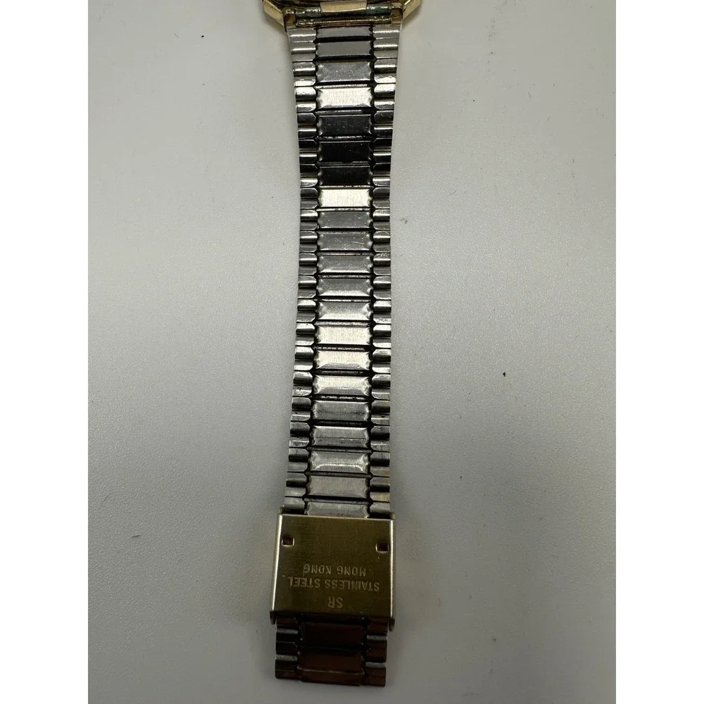 Timex Q Mens Vintage Watch New Battery M Cell 31MM 9